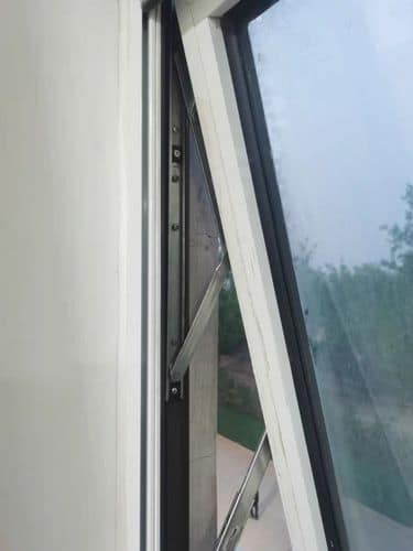 friction hinge.jpg